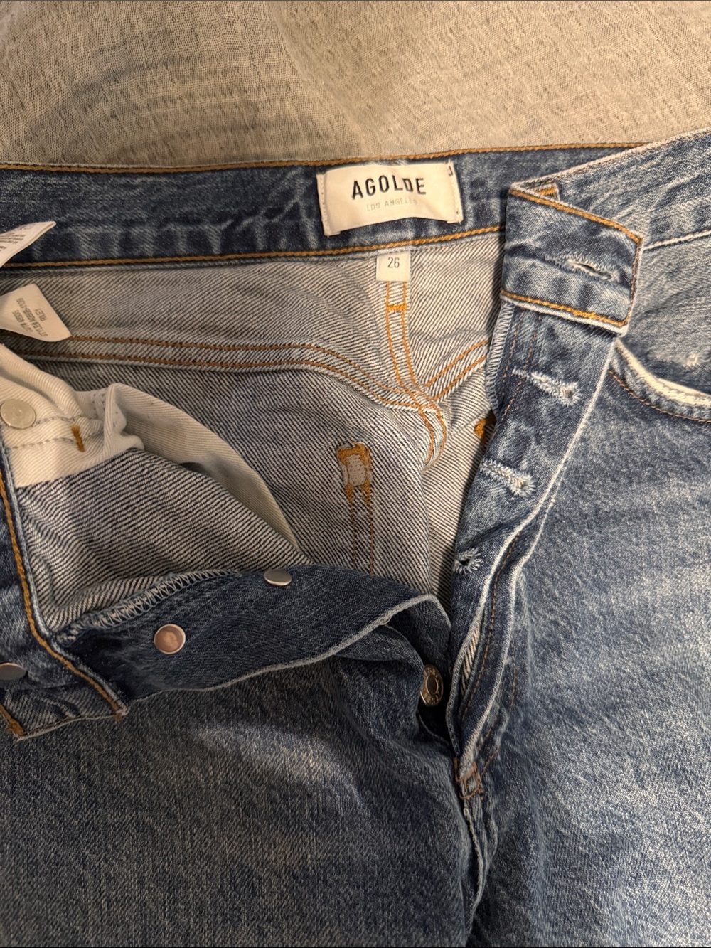 Agolde Riley 26 button fly raw hem - Picture 2 of 4